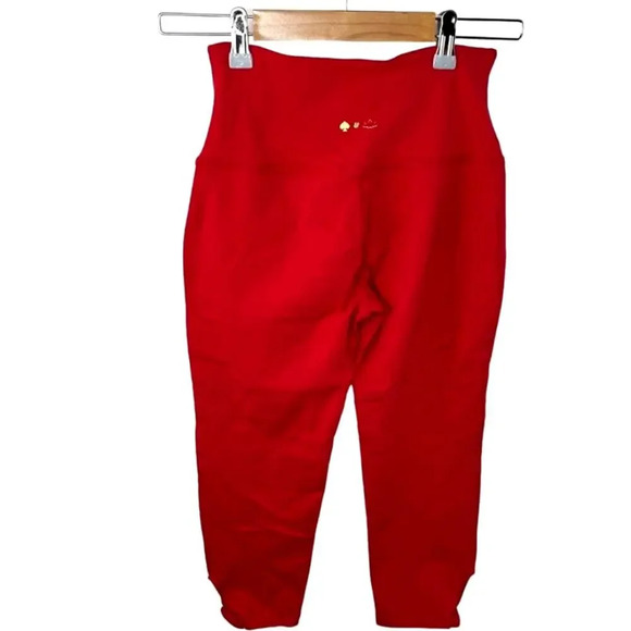Kate Spade X Beyond Yoga Red Capri‎ Leggings - Picture 5 of 8